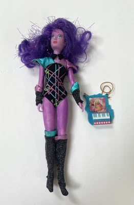 Muñeca sinergia Jem And The Holograms de colección años 80 pelo y cuerpo púrpura incompleto Foto 1 de 4