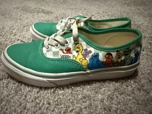 Vans Sesamstraße Kinderschuhe Größe 2,5 Grün Sneaker - Bild 1 von 9
