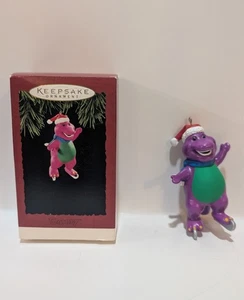 🎄Hallmark Keepsake Christmas Ornament Barney On Ice Skates (1994). - Picture 1 of 7