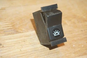 1977 MERCEDES-BENZ W123 240D Interior Light Lamp Switch - Picture 1 of 2