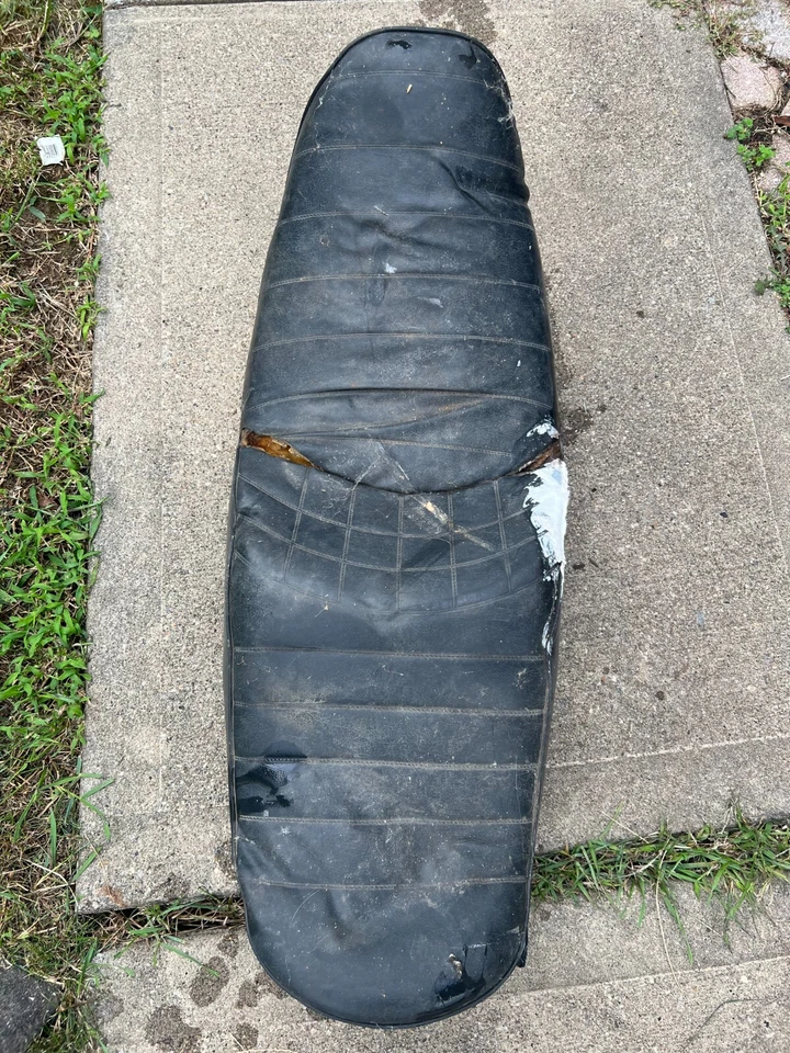 Kawasaki KZ400 KZ 400 1978 78 asiento doble sillín Foto 1 de 4