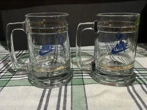 Vintage 1985 Nike Track Field Championships Glass Mug Lot Of 2 Rare - Foto 1 di 10