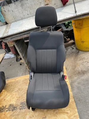 Passenger Seat From Jeep Liberty 2011 - Image 1 of 4