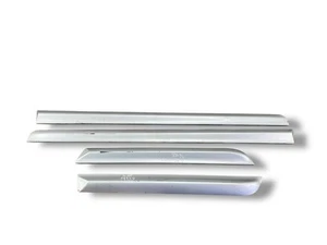Moldura de puerta delantera MDV75684 para Audi A4 S4 B7 8E 8H 2008 - Imagen 1 de 21