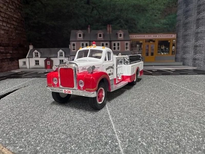 Corgi 98486 Mack B Series Pumper "Paxtonia" - Image 1 of 4