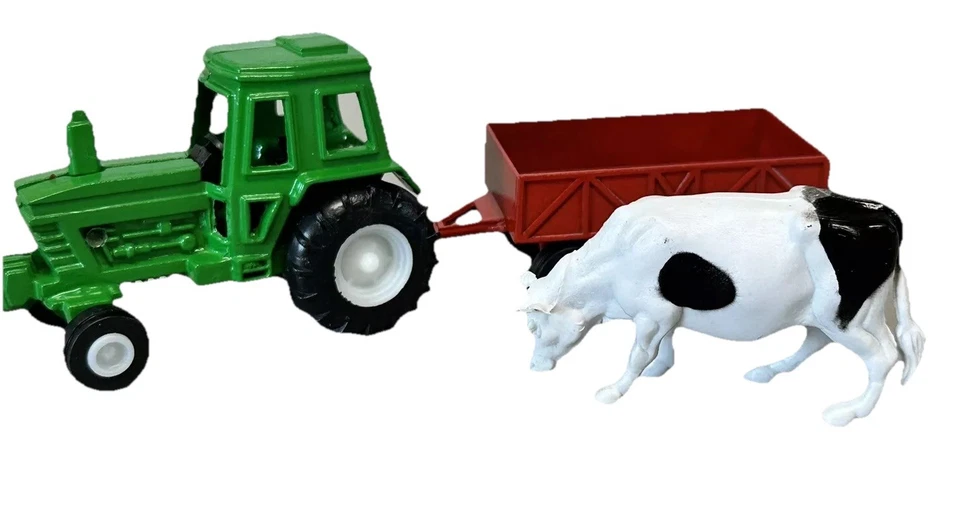 Remolque tractor Tootsie Toy Farm y vaca lanzamiento suelto 1985 1/43 Foto 1 de 4