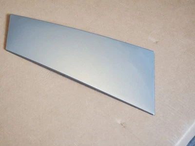 2008-2012 Buick Enclave Tarnished Silver 67u 67 994l Passenger Rear Pillar Trim Foto 1 de 4