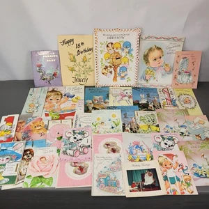34 tarjetas de felicitación/cumpleaños de bebé usadas vintage años 50 retro para manualidades envío y devolución gratuitos  - Imagen 1 de 16