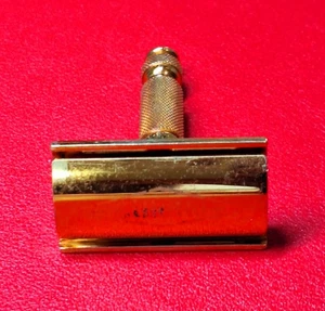 VINTAGE Gillette Tech Safety Razor Ball End Gold Tone Double Edge - USA Made - Picture 1 of 6