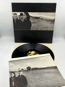 U2 The Joshua Tree Original 1987 Vinyl LP w/ Insert Poster Island Tested - Imagen 1 de 11