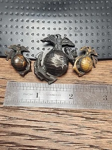 WW2 USMC Enlisted EGA Set - Screw Back - Eagle Globe Anchor - Marine Corps WWII - Picture 1 of 5