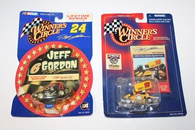 Jeff Gordon Diecast 1/64 Sprint Car lote de 2 Winner's Cir, debut 1985, vida 1989 Foto 1 de 4