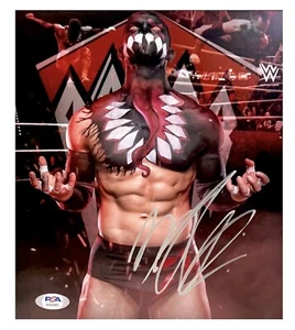 FOTO AUTOGRAFIADA 8X10 FIRMADA POR WWE FINN BALOR CON PRUEBA Y CERTIFICADO DE AUTENTICIDAD PSA DNA FB7 - Imagen 1 de 3