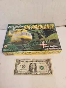 RAR - REVELL 1/72 04451 EAST ANGLIAN AIR AMBULANCE komplett, ohne Decals - Bild 1 von 3