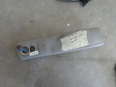 Cinturón de seguridad delantero pasajero mujer 02 03 04 05 Saturn Vue  Foto 1 de 2