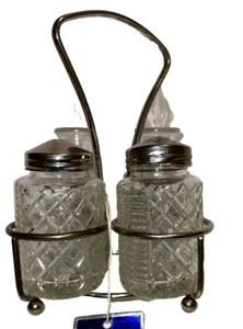 Salt Pepper Shaker Oil Vinegar Condiment Set Tale of Sheffield Vintage England - Imagen 1 de 9