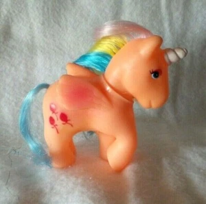 MY LITTLE PONY - MON PETIT PONEY - PONEY LICORNE ORANGE ARC EN CIEL VINTAGE PVC - Picture 1 of 3