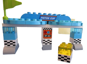 LEGO DUPLO 10857 Disney Pixar Cars 3 Piston Cup Race Set - incomplete