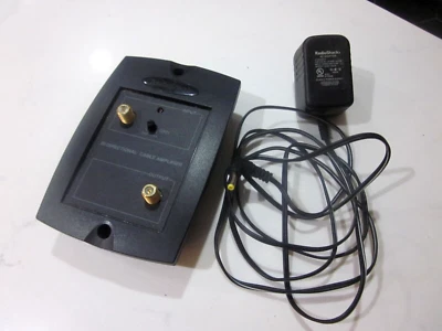 Radio Shack Bi Directional Cable TV Amplifier 15-2505 HDTV Ready W/Power supply - Image 1 of 2