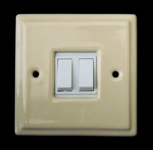 1 x Classic Cream Porcelain Double Light Switch - Picture 1 of 3
