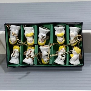 Vintage Set of 10 Miniature 1" Ceramic Singing Angel Ornaments in Original Box - Picture 1 of 19