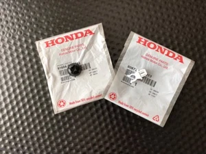GENUINE OEM HONDA ACURA HOOD STAY SUPPORT MOUNT GROMMET & HOLDER CLIP EG EH DC2 - Picture 1 of 2