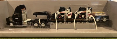 Peterbilt 579 con Lowboy y carga 1/64 ERTL Foto 1 de 4