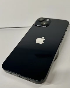 iPhone 14 - 128GB - Noir - Débloqué - Photo 1 sur 12
