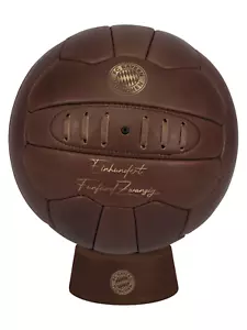 FC BAYERN MÜNCHEN 125 Jahre Retro Fussball 2025 Anniversary Ball Geburtstag 25 - Bild 1 von 3