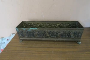 VINTAGE ENGLAND EMBOSSED BRASS ROSES PLANTER CLAW FOOT MID CENTURY 15" X 4" X 4" - Picture 1 of 7