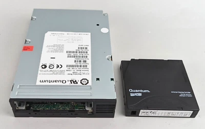 Quantum TF7100-021 Rev C01 LTO5 SAS Hh Tape Drive Superloader ( TC-L52AN ) + Xtr - Image 1 of 4
