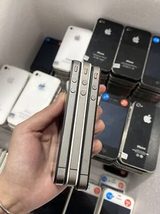 Apple iPhone 4 - iOS5 IOS4 - 8GB 16GB 32GB Unlocked 3G 5MP 3.5" LOT - Picture 1 of 12