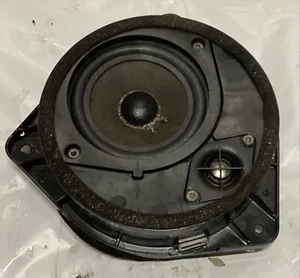 01-03 ALTAVOZ LEXUS LS430 PUERTA TRASERA MARCA LEVINSON FABRICANTE DE EQUIPOS ORIGINALES 86160-0W250 - Imagen 1 de 2