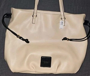 Victoria’s Secret Tote Beige NWT - Picture 1 of 6