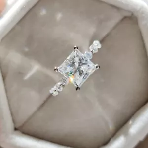 Klassischer Moissanit-Verlobungsring 2,78 TCW Princess-Schliff 14 Karat Weißgold vergoldet - Bild 1 von 8