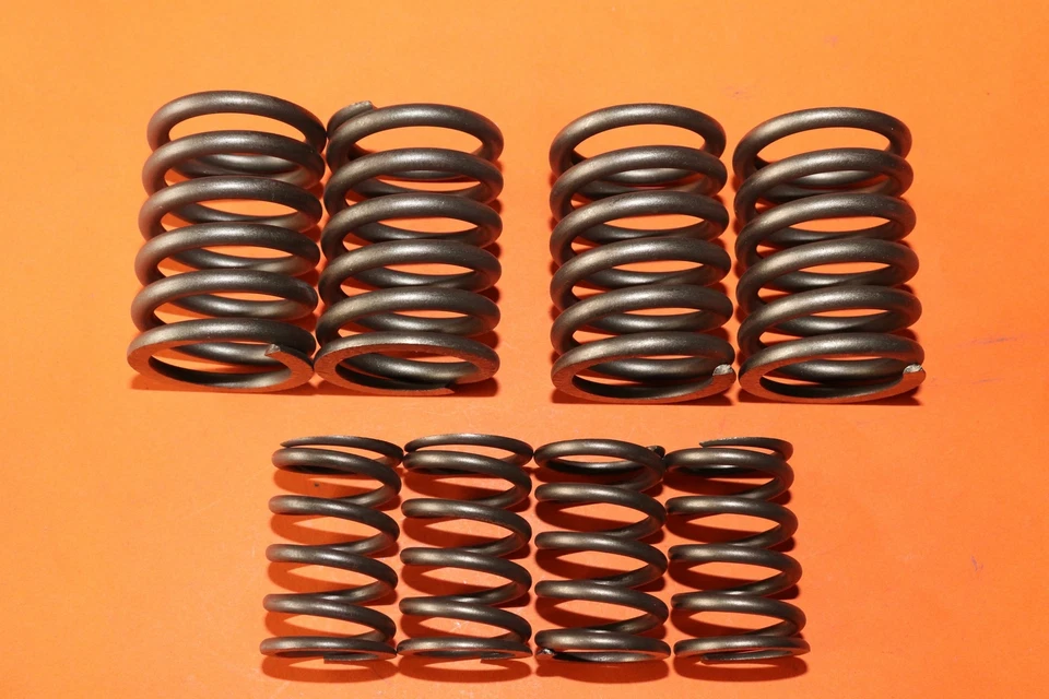 BSA A65T A65L клапан набор пружин 1966-72 68-0930 71-1177 - Изображение 1 из 1