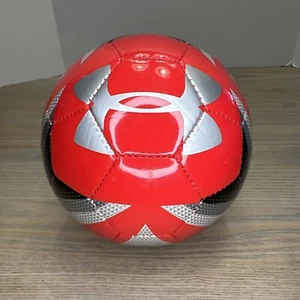 Mini balón de fútbol pequeño Under Armour UA Desafio rojo negro plateado - Imagen 1 de 12