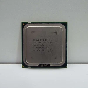INTEL CORE DUAL E2200 2.2G 1M 800 SLA8X LGA 775 CPU (C1000) - Picture 1 of 1