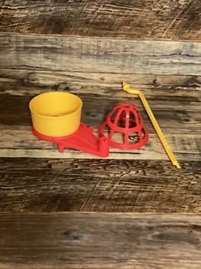 2016 Mouse Trap Board Game Replacement Cage Post Yellow Tub & Stand Part Only - Picture 1 of 3