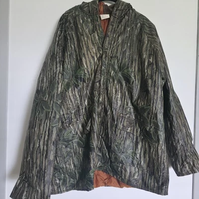 Realtree Camo Hunting Rain Nylon Hooded Mens Large Jacket - Image 1 of 4