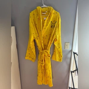 Bioworld Pokémon Pikachu Charakter Patch Langarm Kapuze Robe Herren Gr. L Neu - Bild 1 von 7