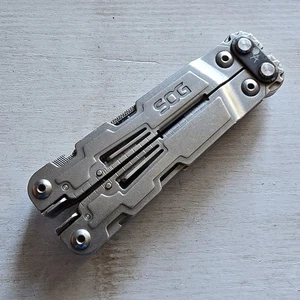 SOG POWER ACCESS DELUXE PINZA MULTIUTENSILE COLTELLO - Foto 1 di 9