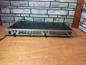 Radio Shack 32-2059A Dual 15 Band Stereo Graphic EQ Equalizer, Free QuikShip - Picture 1 of 8