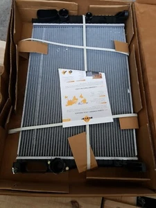 RADIATOR, ENGINE COOLING FOR MERCEDES-BENZ NRF 00053422 - Picture 1 of 2