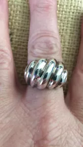 STERLING SILVER RIPPLE DOME RING SIZE 9 - Picture 1 of 8