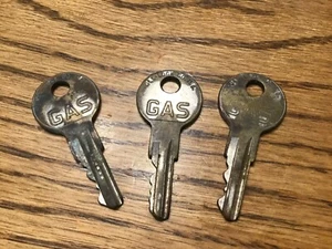 Lot of 3 Vintage Gas Keys Selma Alabama ST 547 ST593 - Picture 1 of 3