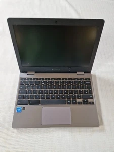 Asus Chromebook C223N Laptop 11,6" Faulty For Parts Read Description - Picture 1 of 12
