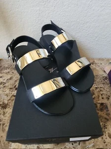 Sandalias planas Giuseppe Zanotti Homme Zak negras con plata en correas talla 43.5 - Imagen 1 de 11