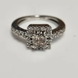 9ct White Gold Ring Champagne & White Cluster Diamonds UK Ring Sze L - Picture 1 of 7