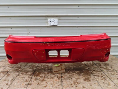Cubierta del parachoques trasero Pontiac Grand AM GT 1999-2005 OEM Foto 1 de 4